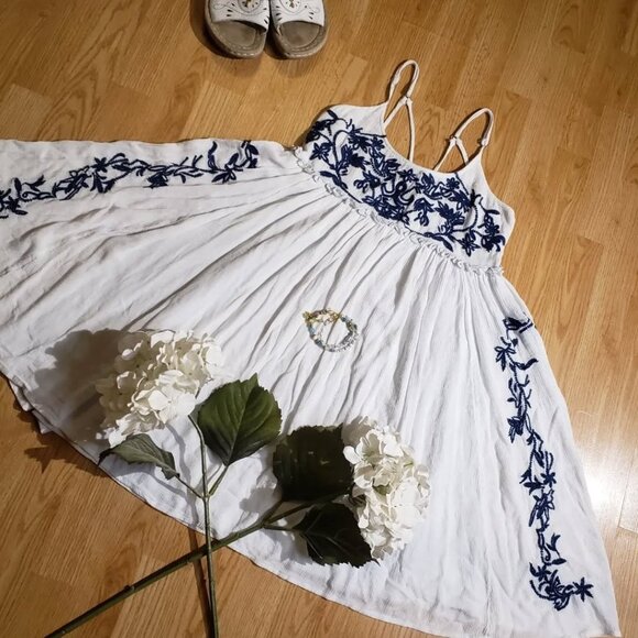 Gorgeous free people dress. Size small/medium. - Picture 8 of 14